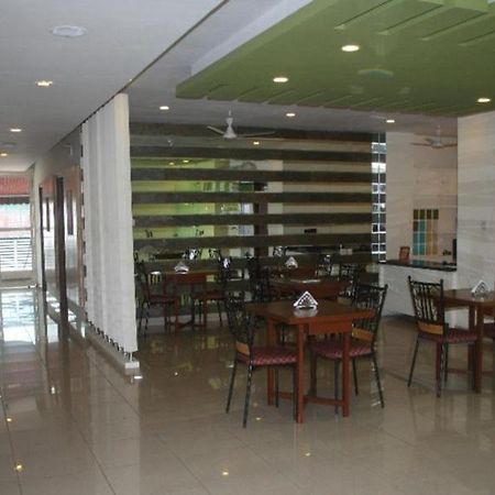 Hotel V2C Vintage Hyderabad Exterior foto